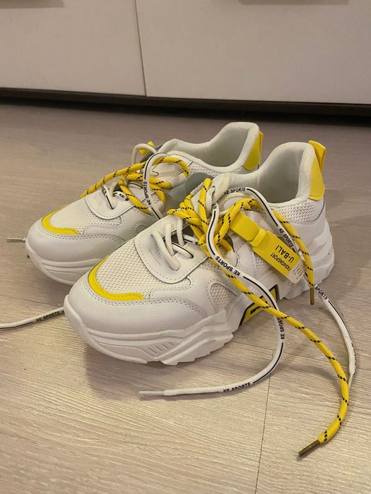 Чисто нови обувки / маратонки Tendenz, 38 номер