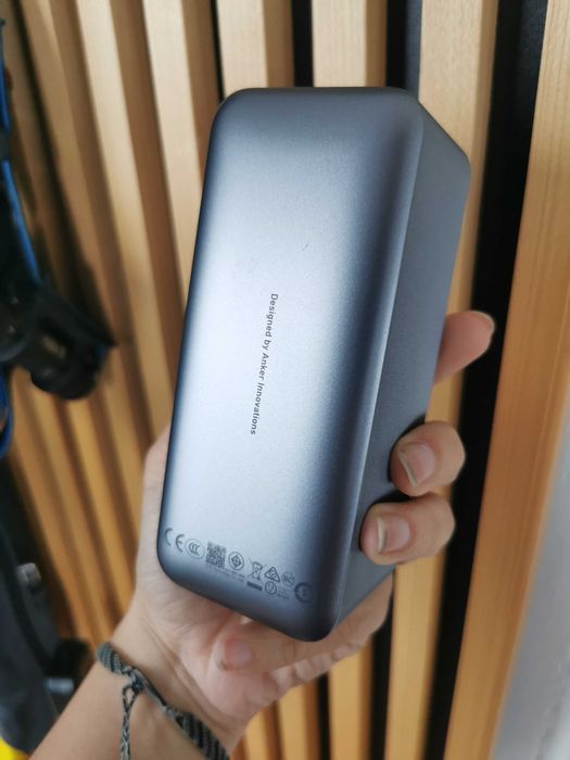 Acumulator extern Anker, 20.000mAh, 200W - cu garantie