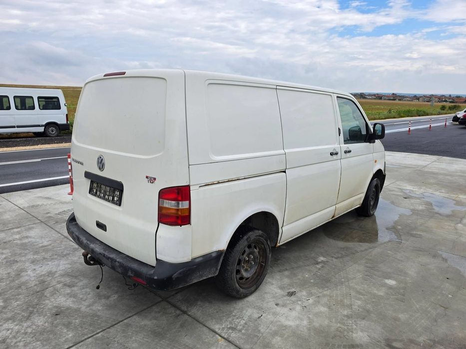 VW Transporter T5 2.5TDI  / Фолксваген Транспортер Т5 2.5ТДИ САМО НА ЧАСТИ