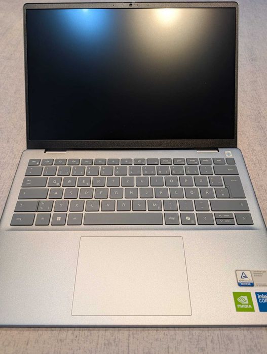 Laptop Dell Inspiron 5440 Ultra 7 150U 14" 2.2K, 16GB, 1TB SSD  MX570A