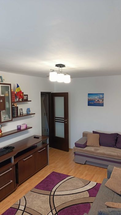 Apartament 3 camere, Alexandru-piata, etaj 4/4