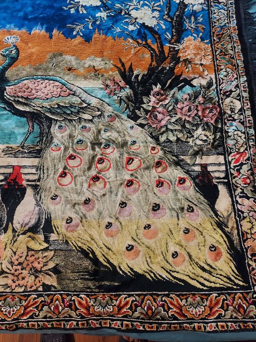 Carpeta persana veche de 50 de ani.
