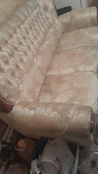Срочно продам диван  кресла