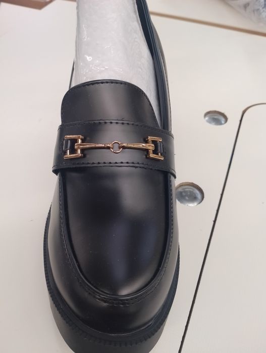 Нови дамски обувки