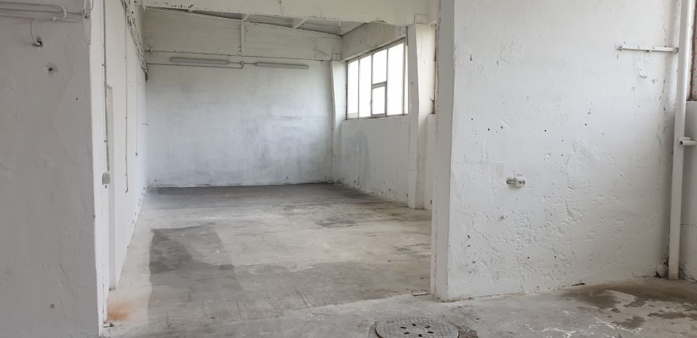 Hala de inchiriat  zona Bujac str Independentei 7/9