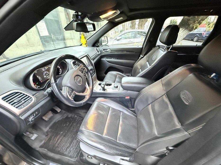 Jeep Grand Cherokee Overland 4x4 3.0L 250 Cp CRD