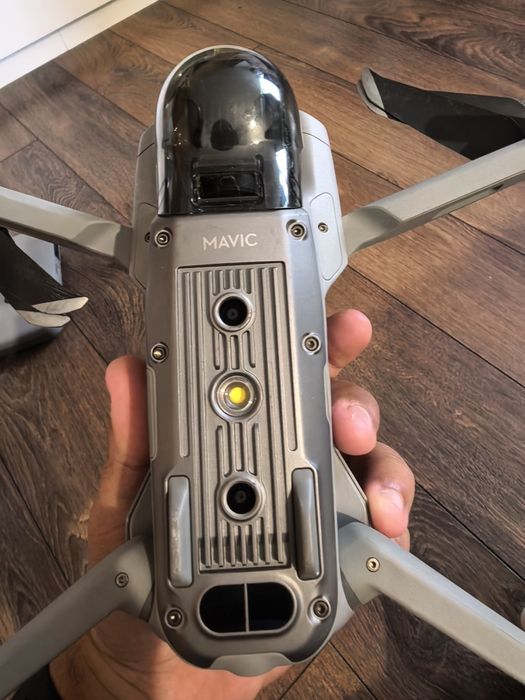 Дрон DJI Mavic Air 2
