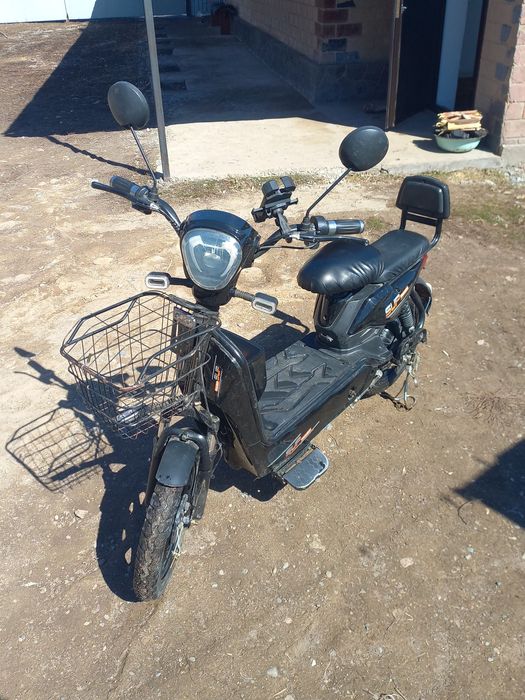 Электроскутер SUP