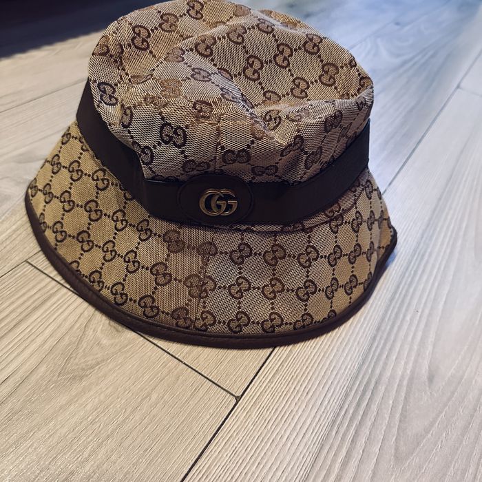 Palarie Gucci noua cu eticheta