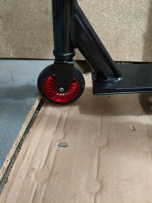 Трюковые самокаты.