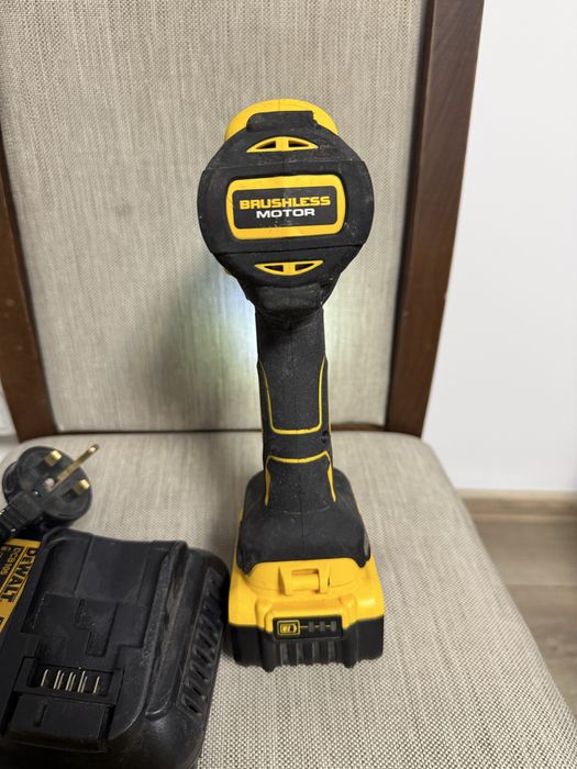 Dewalt DCD996 Винтоверт