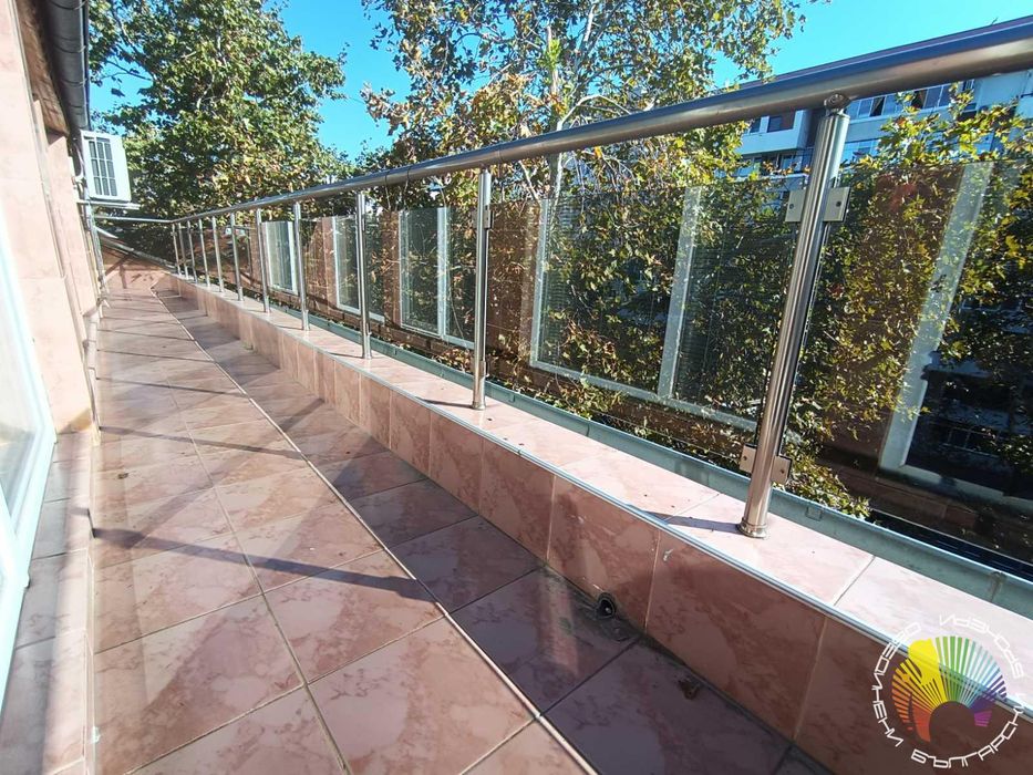 Дава се под наем Тристаен апартамент в Бургас, Център - 80 кв.м за 408 € - Снимка #7