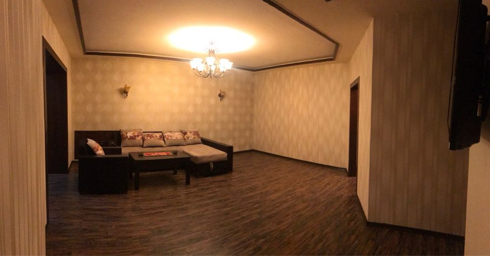 Сдается в аренду квартира, спец план, за отелем Гранд Мир.