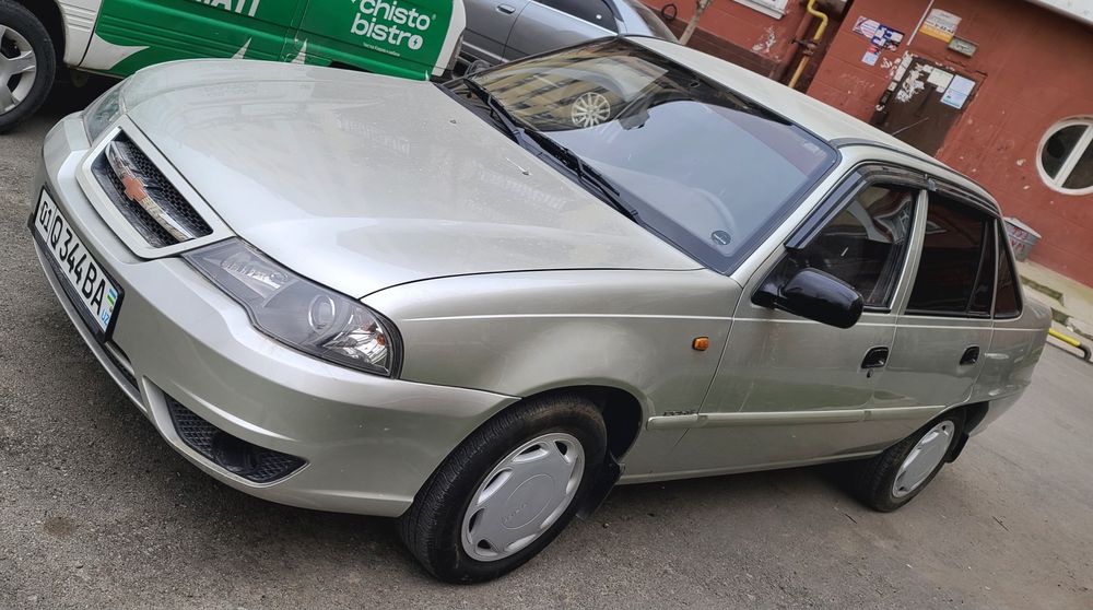 Нексия 2 Сотилади