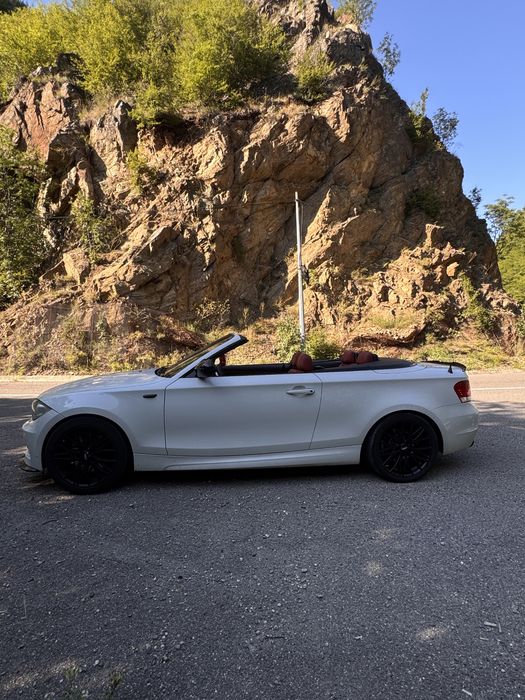 Bmw 123d cabrio.