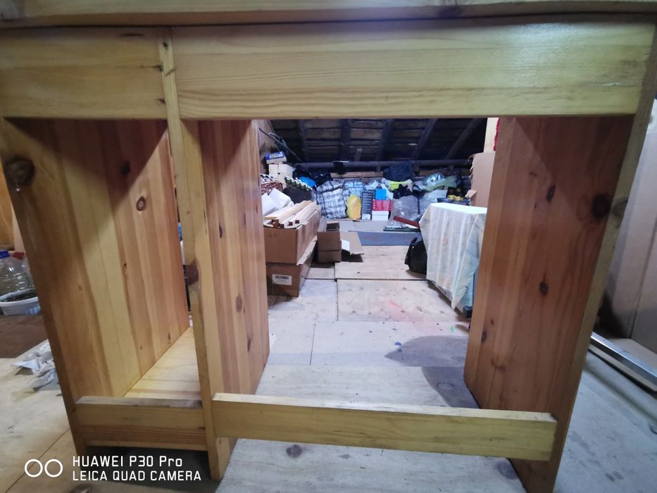 Бюро. Не използвано.