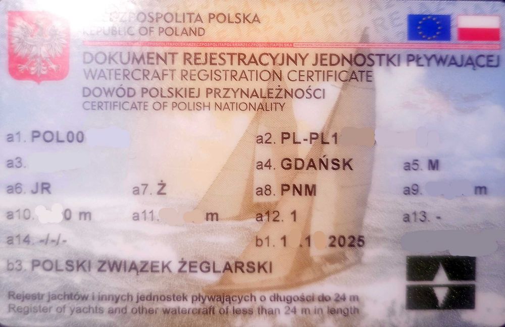 Ветроходна яха 6м. с платна и мотор Готова за плаване Отлична
