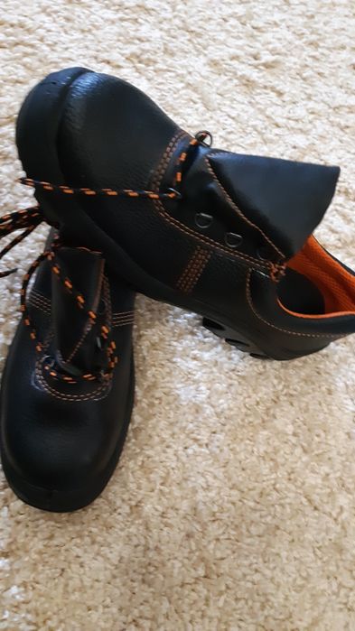 Рабочие летние ботинки