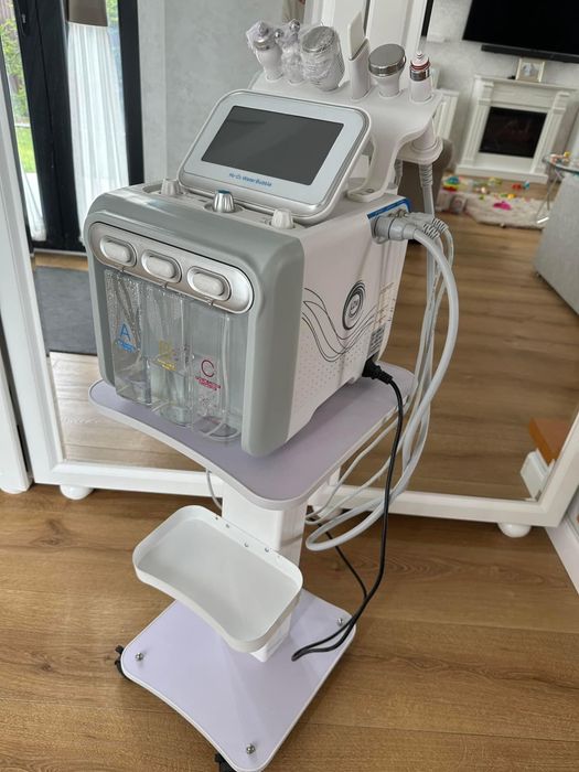Vând Combina cosmetica HidraPeeling+ suport