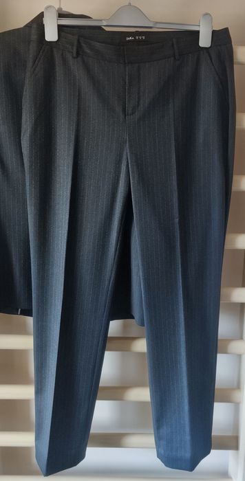 Costum office Dika cu pantaloni gri cu dungi