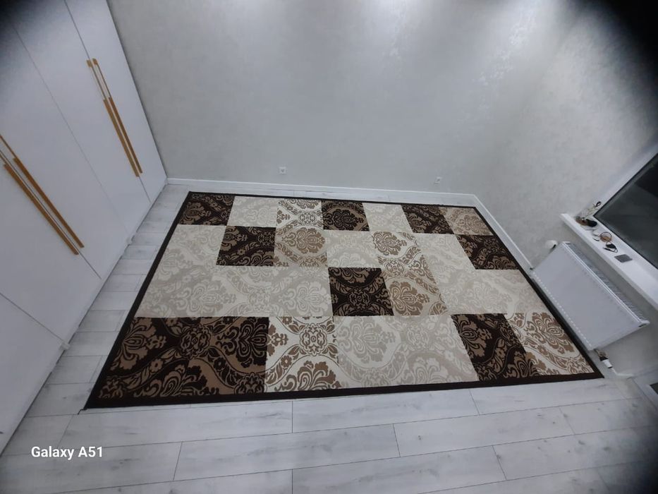 Продам Ковёр  4×2.5м
