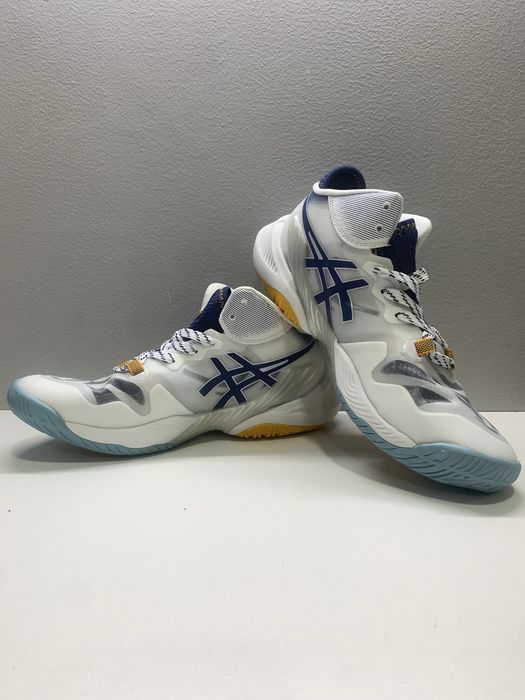 Кроссовки для волейбола