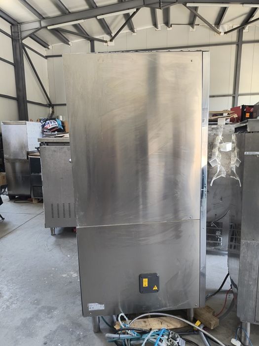 Конзолна -- 2021 година - За тави , касетки, едър кухненски инвентар и