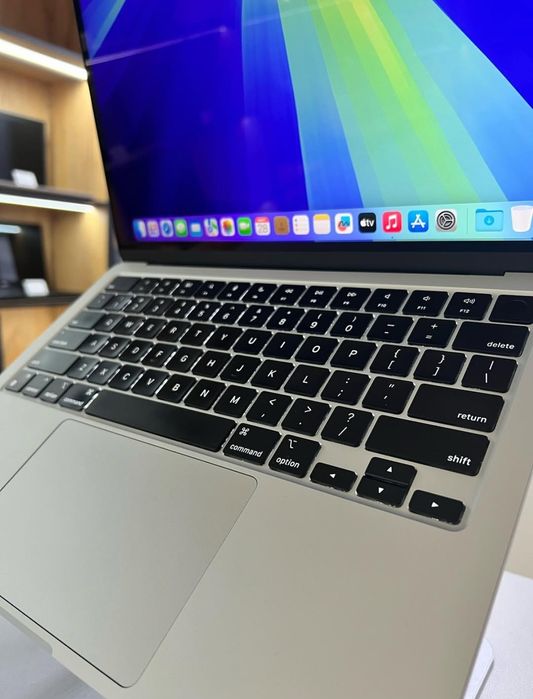 MacBook М3 чип 256Gb