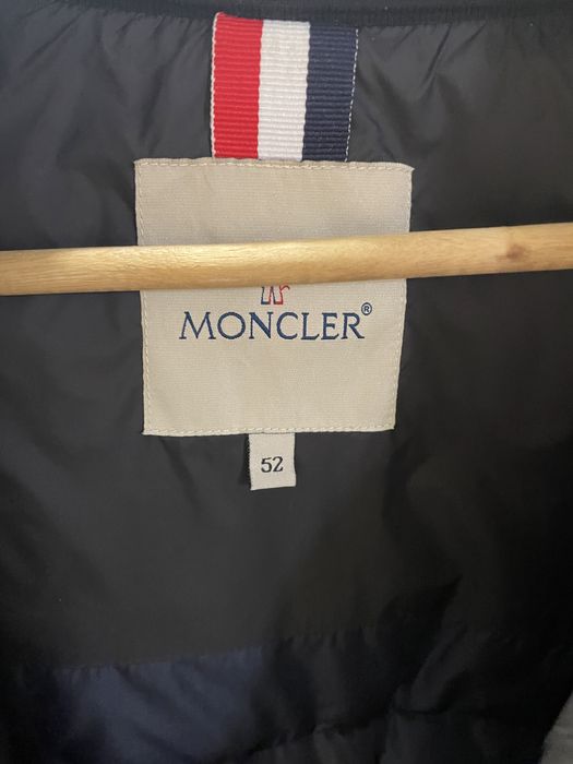 Продам куртку Monclear