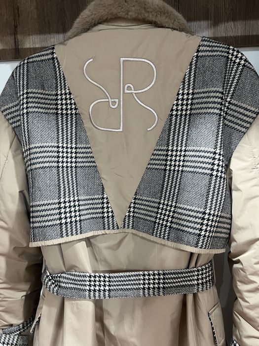 Продам куртку, бренд RAFAELLO