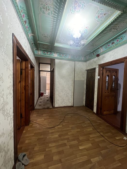 Себзор Ц-17/18, 4 комнат 3-этаж балкон 2/6 площад 95 кв Ориен Карзинка