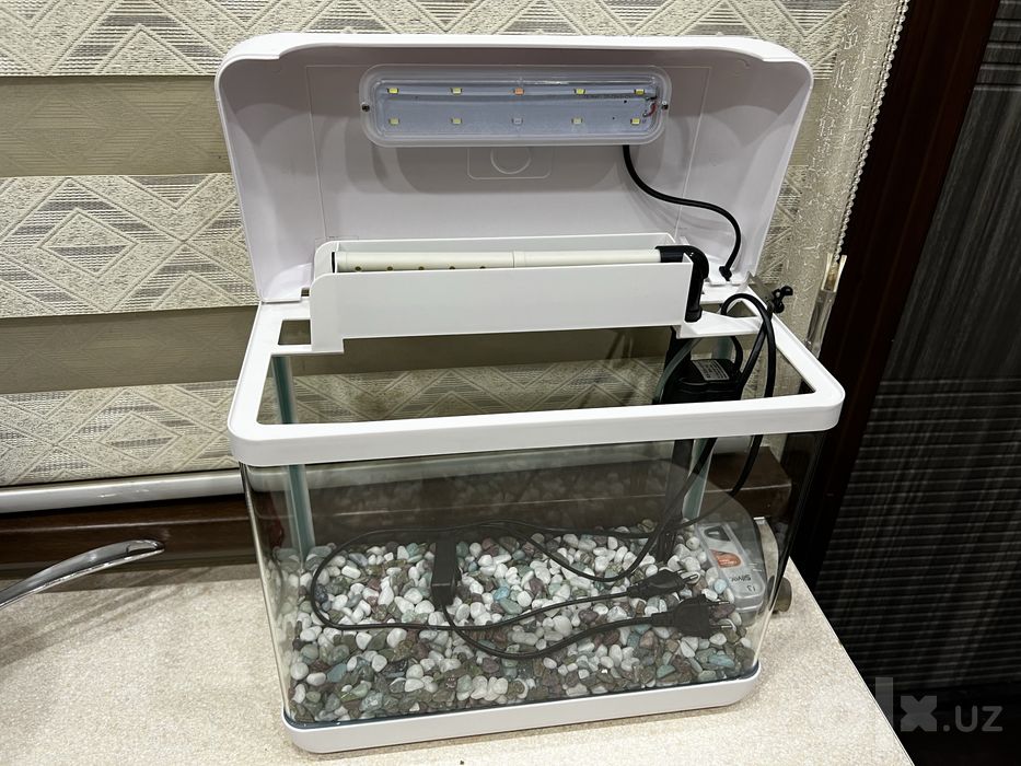 Продаётся аквариум 15л