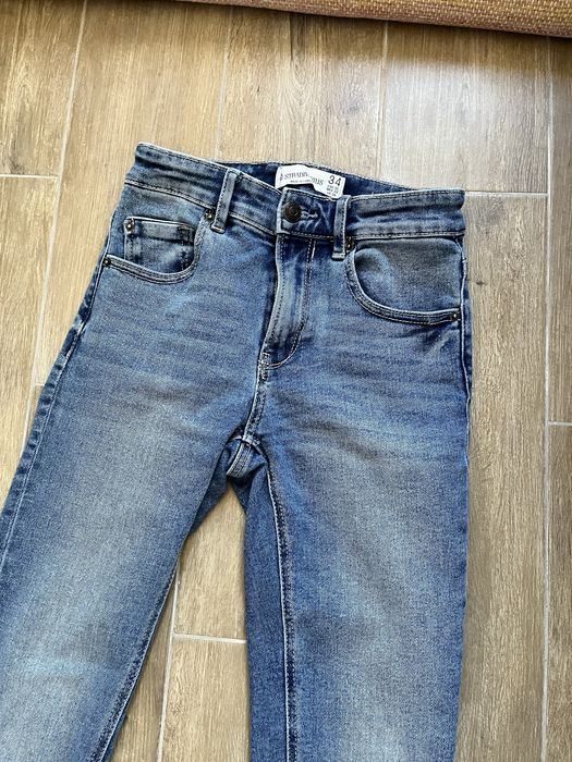 Дънки Stradivarius slim