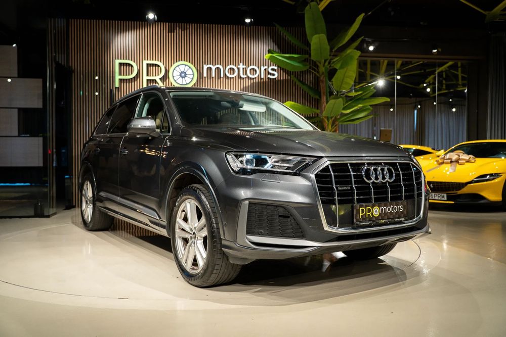 Audi Q7 Audi Q7 55 3.0 TFSI e Quattro  S line