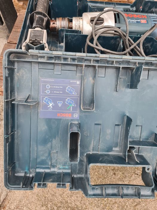 Голяма ударна бормашина Bosch!