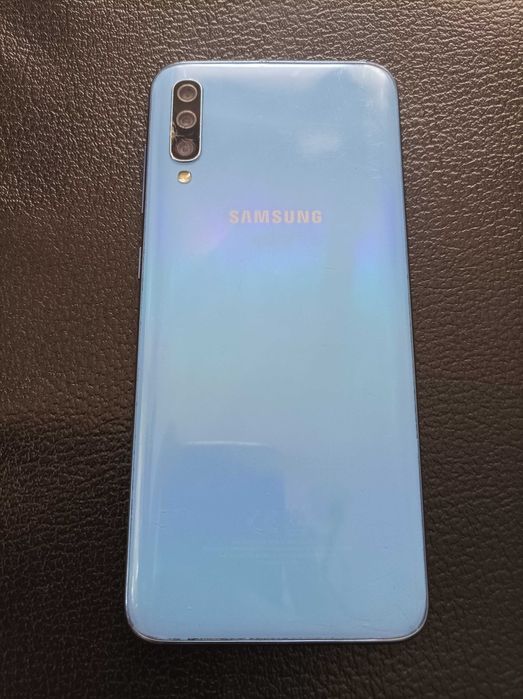 Samsung a70 за части