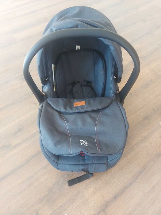 Бебешко столче за кола