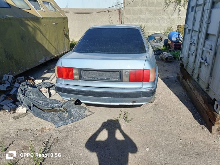 АвтоAudi 80 в нормальном состоянии