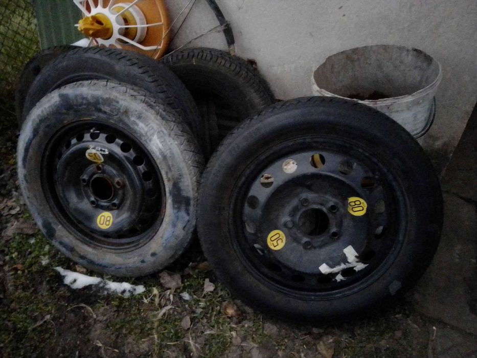 Продавам резервни гуми с джанти BMW
