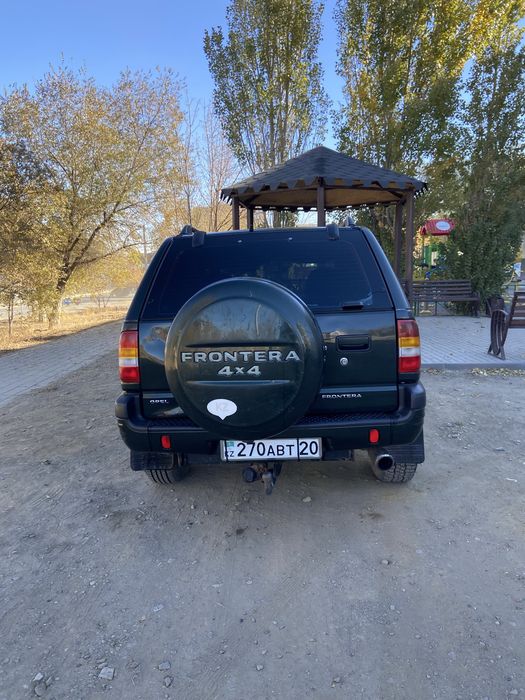 Opel Frontera 2001
