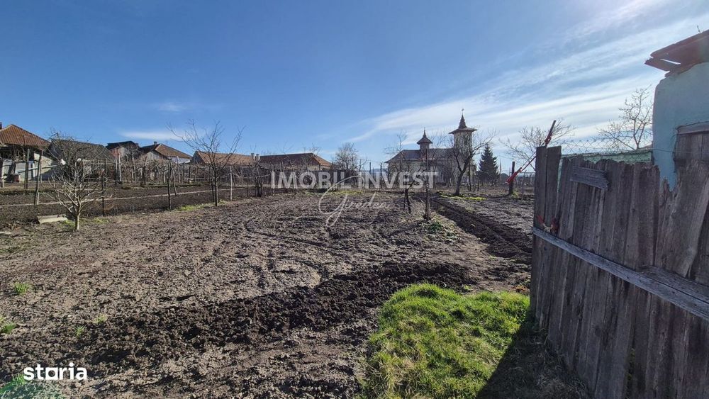 Casa 4 camere,baie +2 bucatarii| pivnita si garaj, Teren 1244 mp