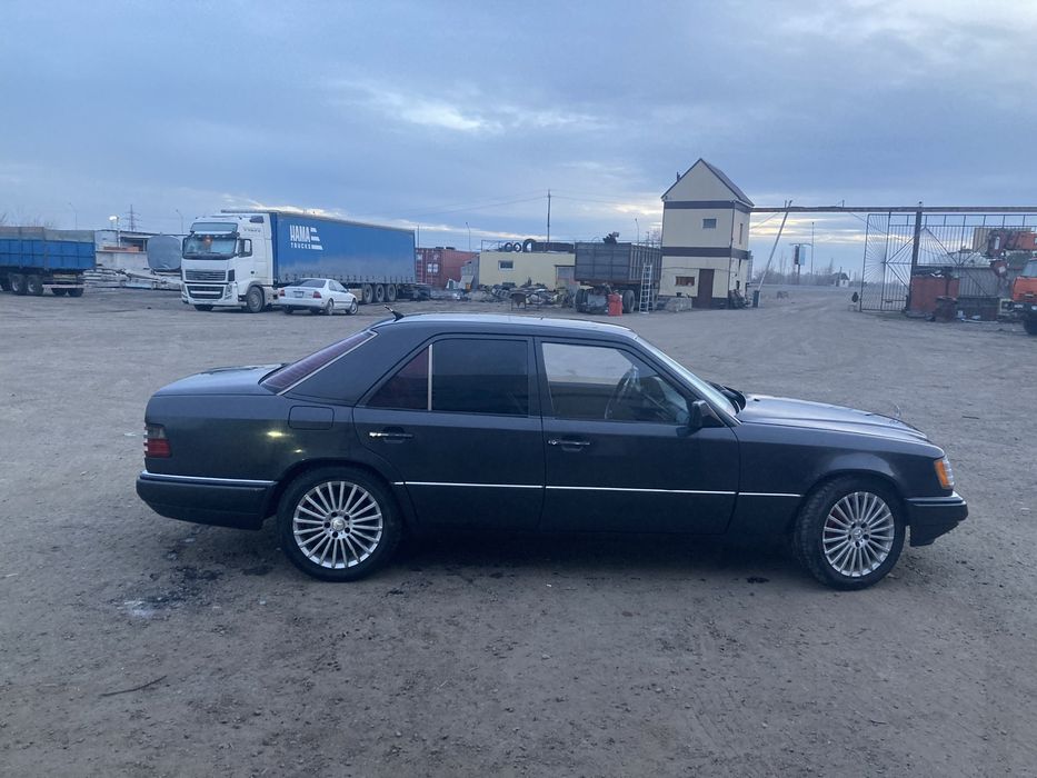 Продам Мерседес Е 200