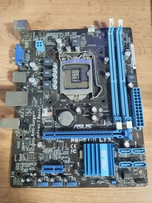 Asus плата в хорошем состоянии