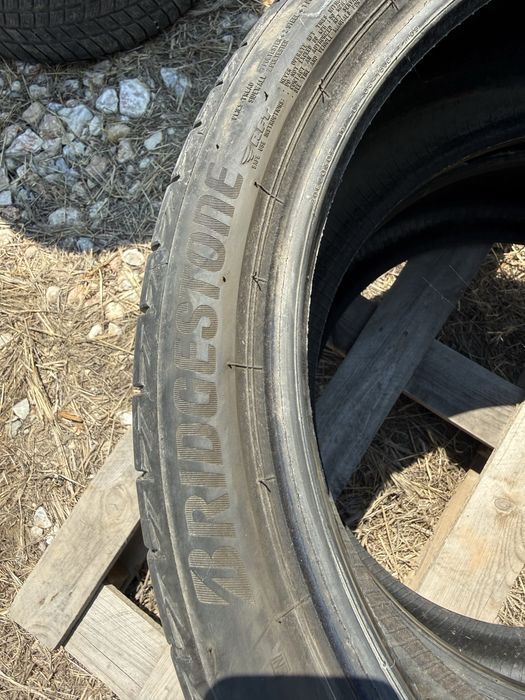 Bridgestone 255/35/19