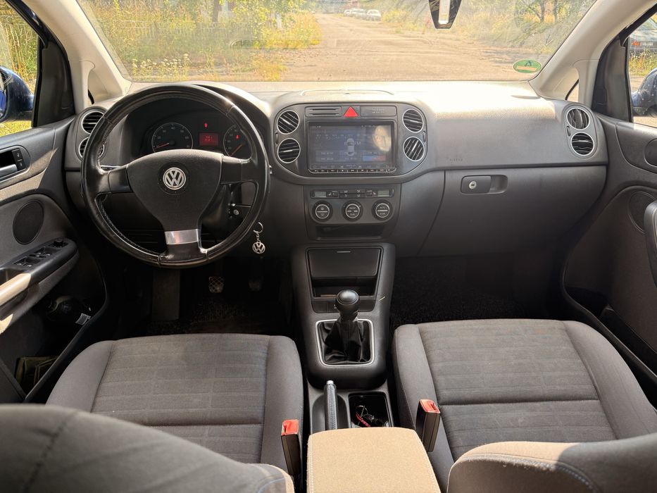 De vanzare Golf 5 Plus
