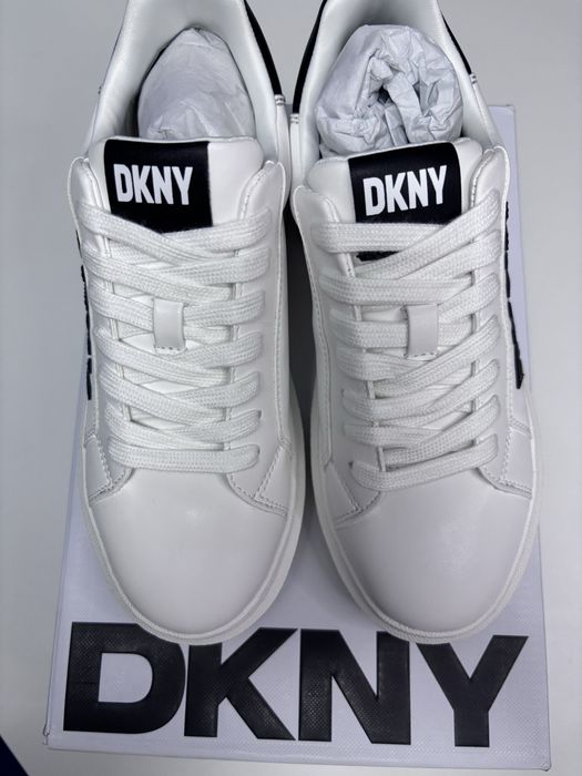 DKNY sneakers 38