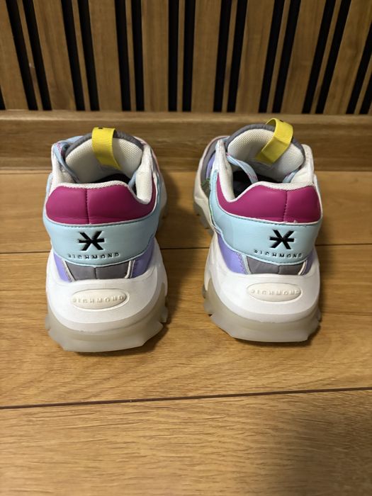 Маратонки John Rishmond