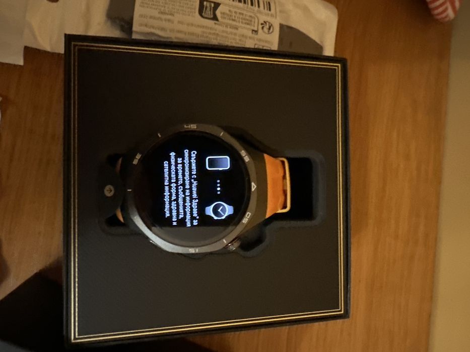 Часовник Huawei GT 5 Pro и 5 различен цвят верижки ПОДАРЪК!