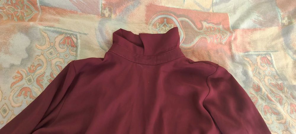 Bluza cu trenă L/M casual