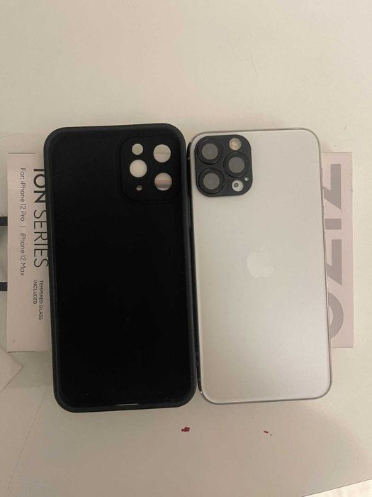 Iphone 11 Pro + folii de protecție și husă